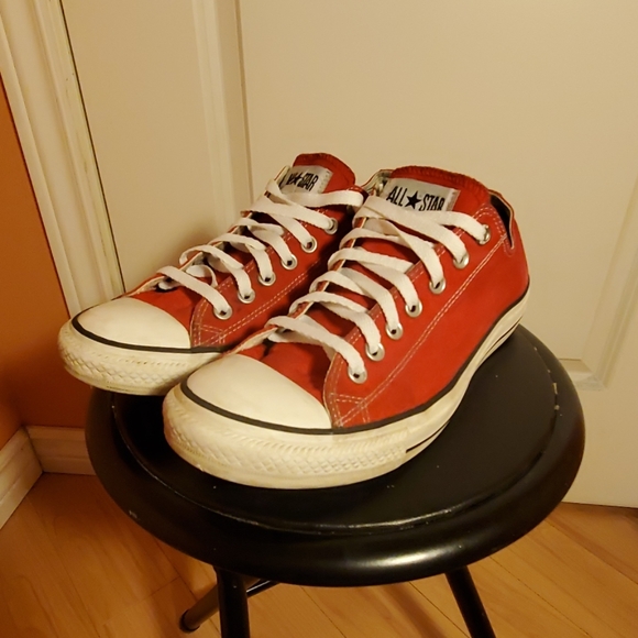 Converse Shoes - Picture 1 of 5